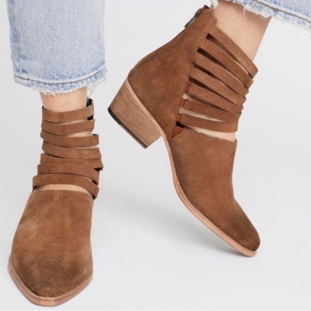 Women’s Free People Sloane Ankle Boot Carmel Brown Suede Sz 40 festival/western - Picture 1 of 11